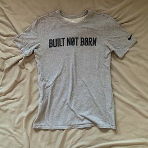 Men’s Nike Shirt